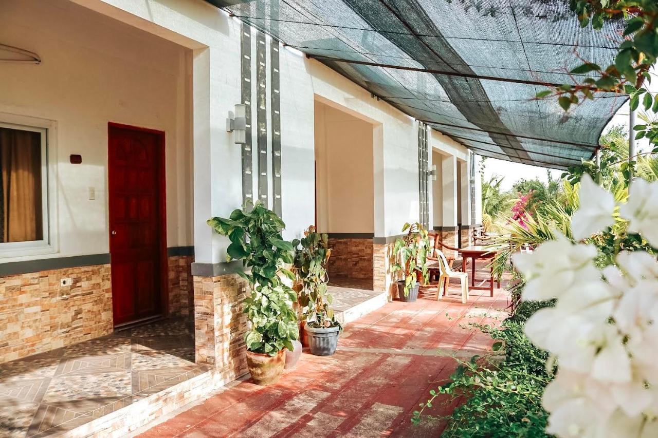 Airport View Hotel Vigan Exterior photo